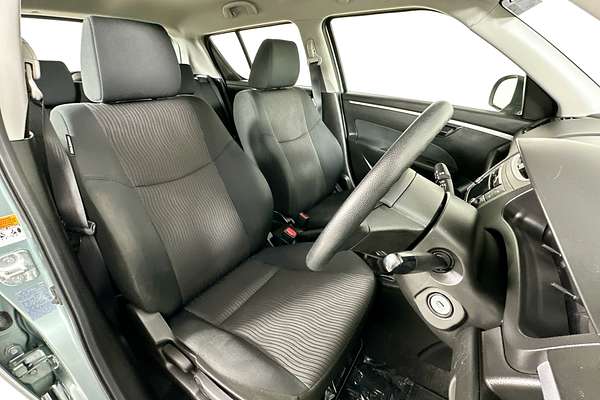 2011 Suzuki SWIFT GA FZ