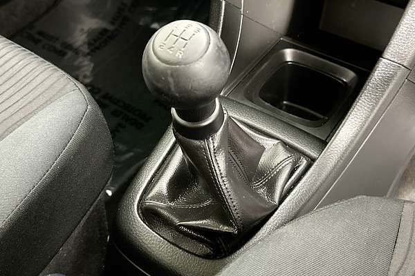 2011 Suzuki SWIFT GA FZ