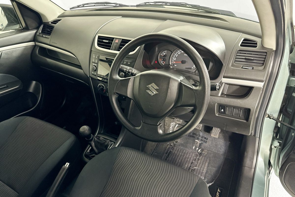 2011 Suzuki SWIFT GA FZ