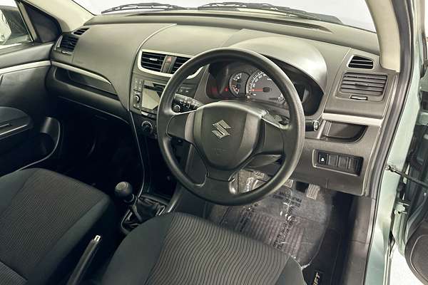 2011 Suzuki SWIFT GA FZ
