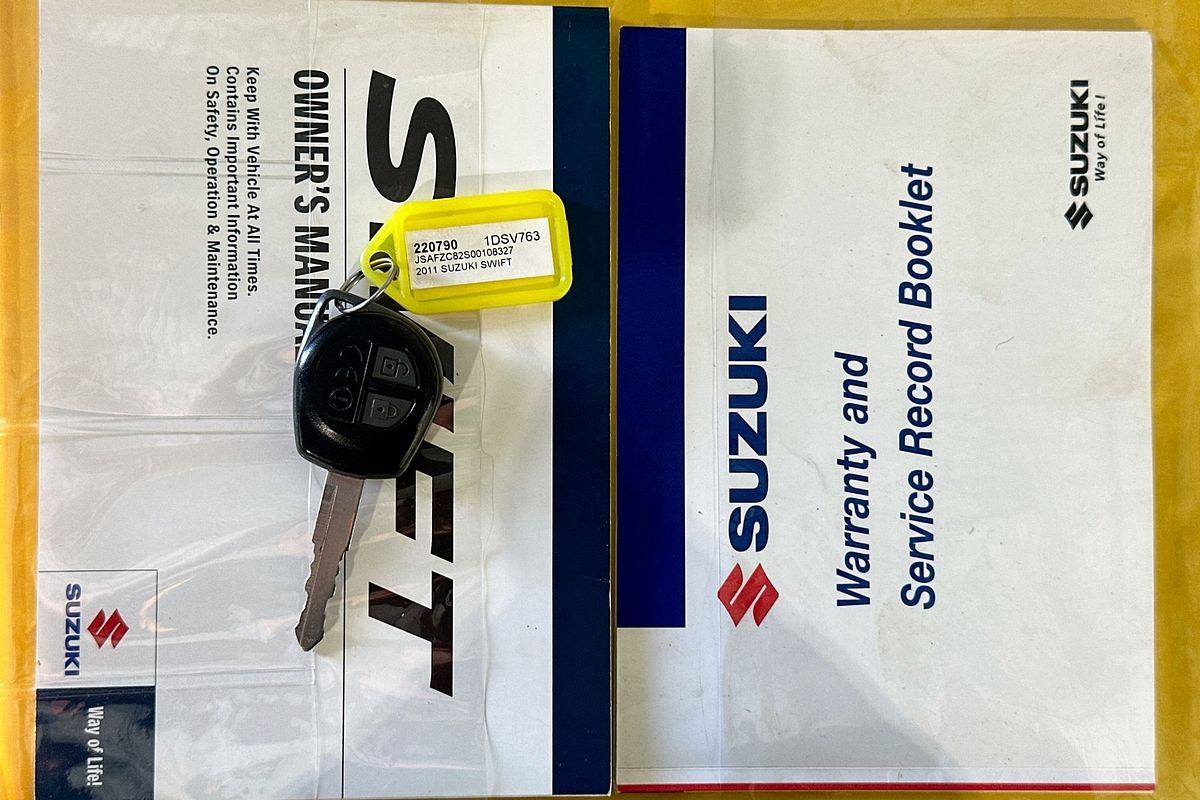 2011 Suzuki SWIFT GA FZ