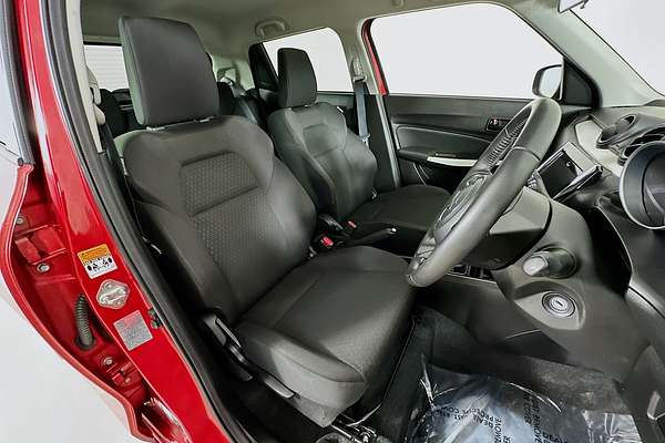 2021 Suzuki SWIFT GL NAVI AZ SERIES II