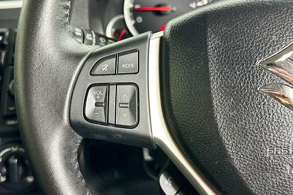 2016 Suzuki SWIFT GL FZ