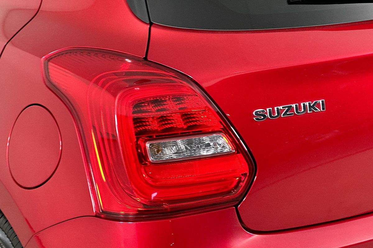 2022 Suzuki SWIFT GL NAVI AZ SERIES II