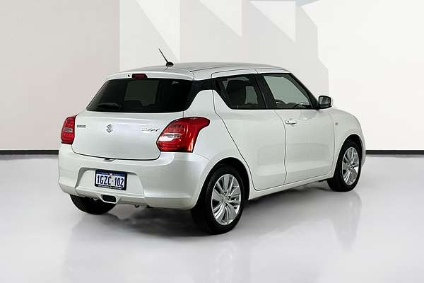 2020 Suzuki SWIFT GL NAVI AZ SERIES II