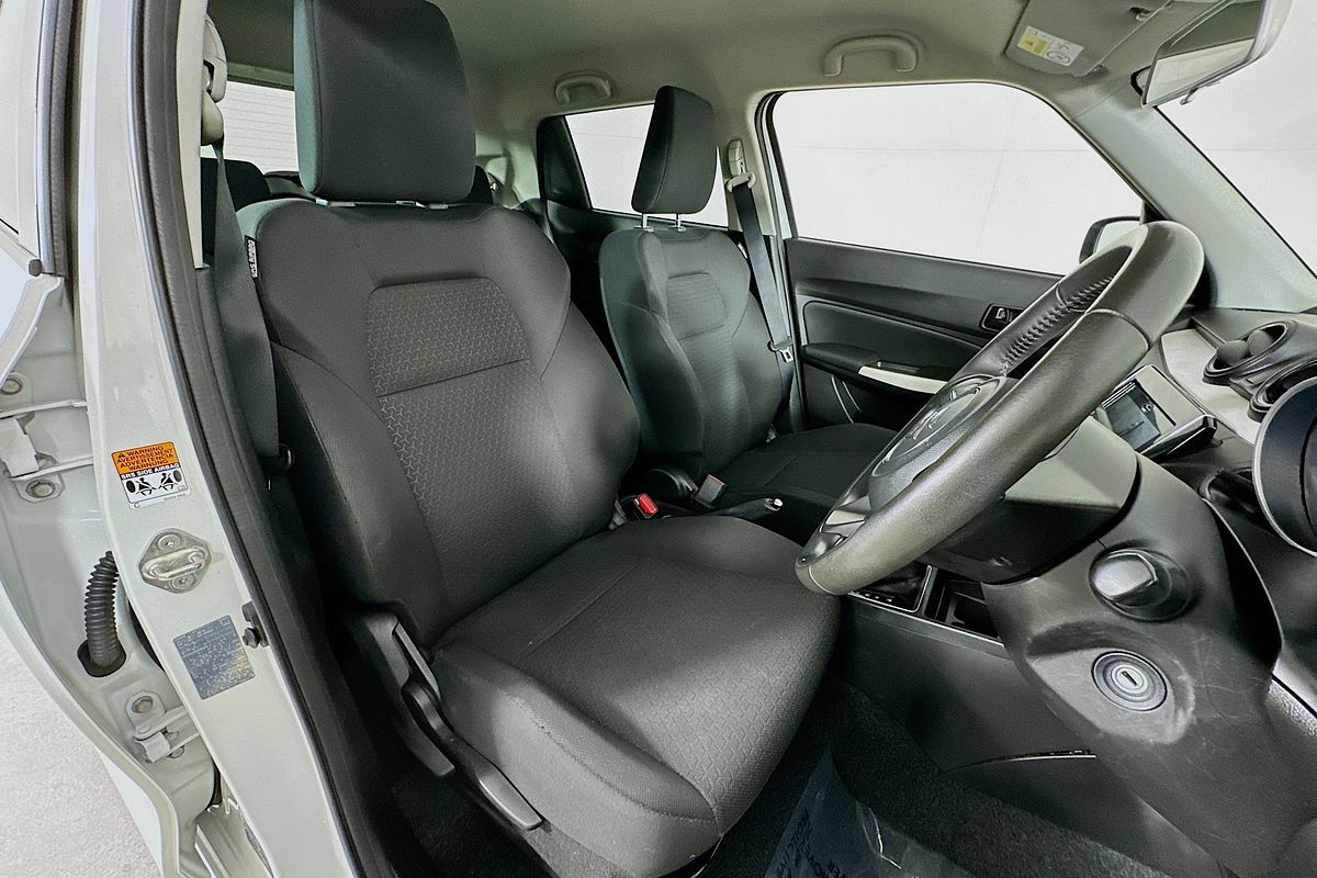 2023 Suzuki SWIFT GL NAVI AZ SERIES II