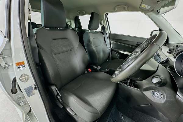 2023 Suzuki SWIFT GL NAVI AZ SERIES II