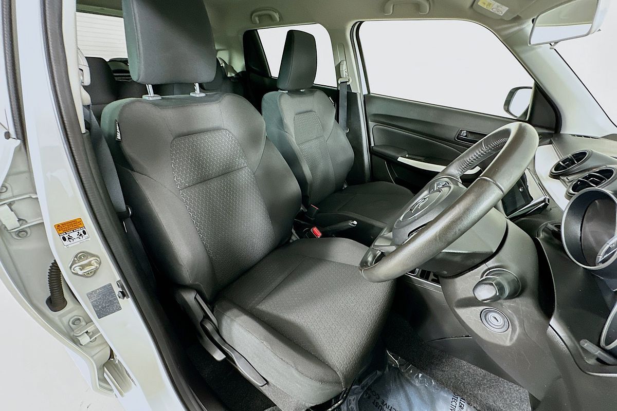 2023 Suzuki SWIFT GL NAVI AZ SERIES II