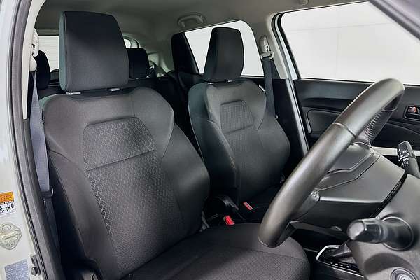 2023 Suzuki SWIFT GL NAVI AZ SERIES II