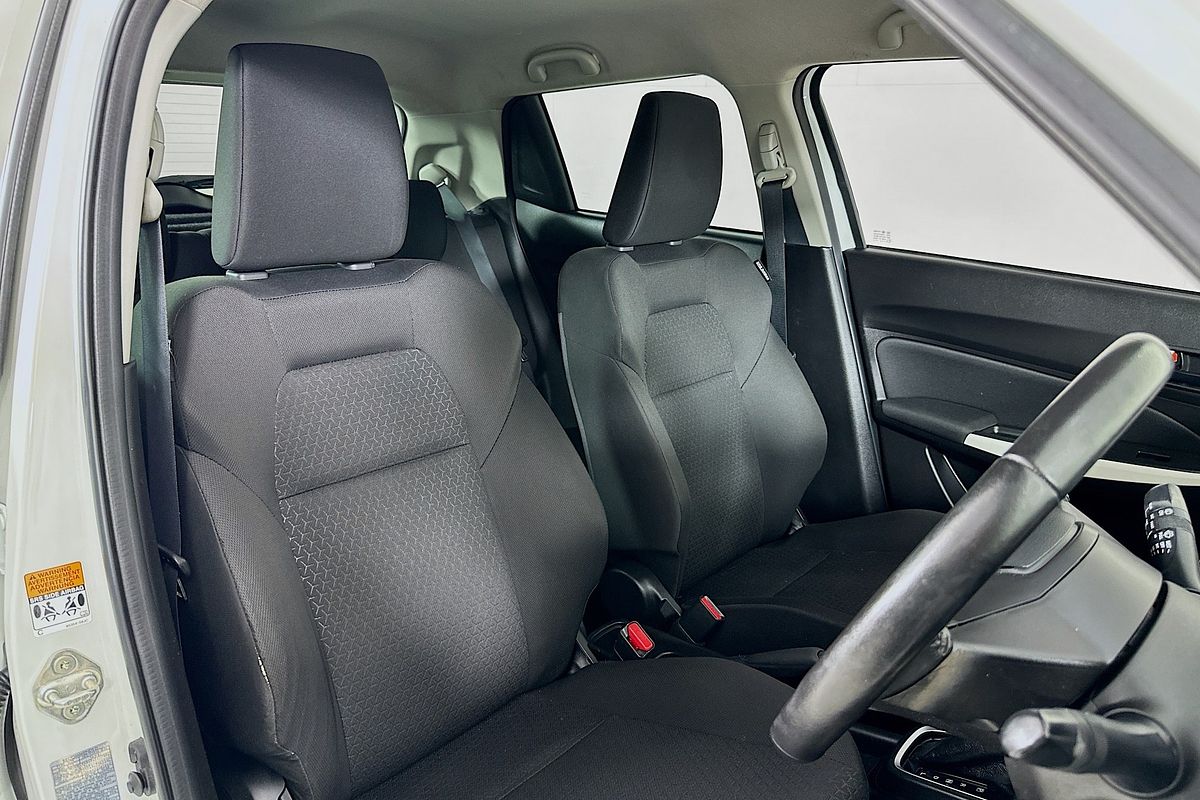 2021 Suzuki SWIFT GL NAVI AZ SERIES II