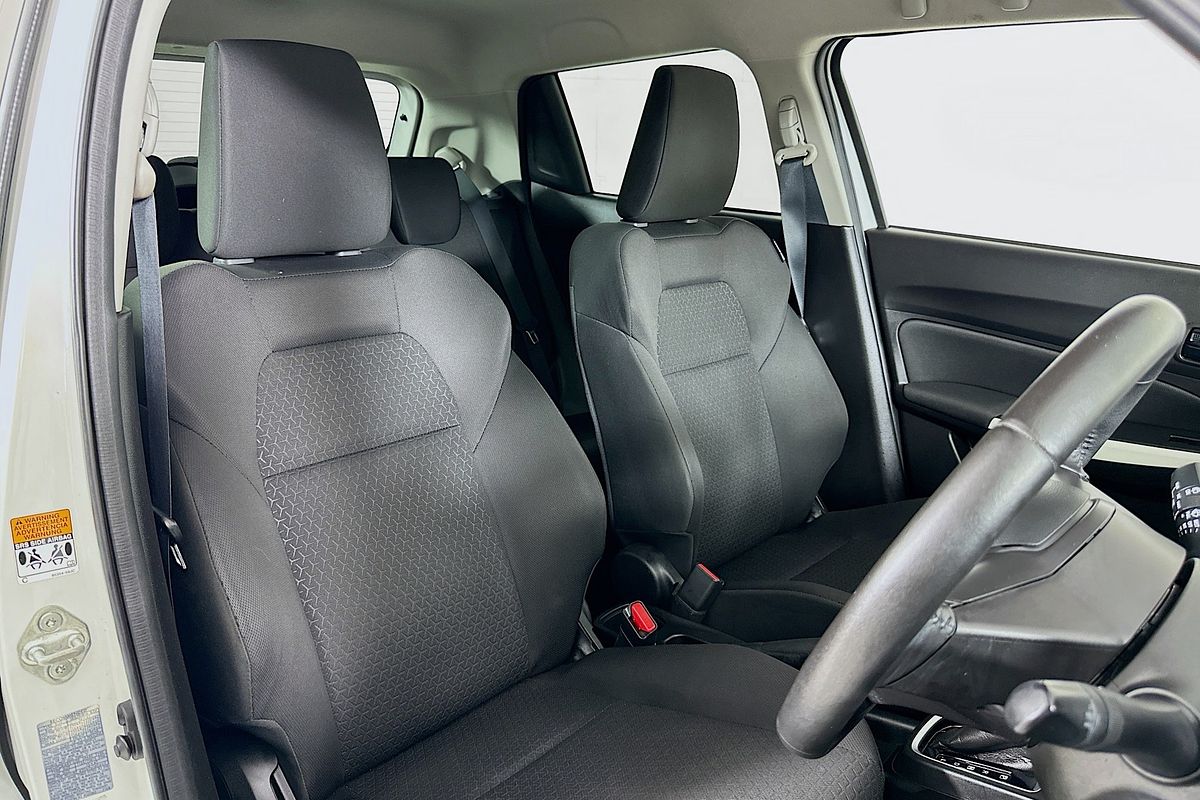 2020 Suzuki SWIFT GL NAVI AZ SERIES II