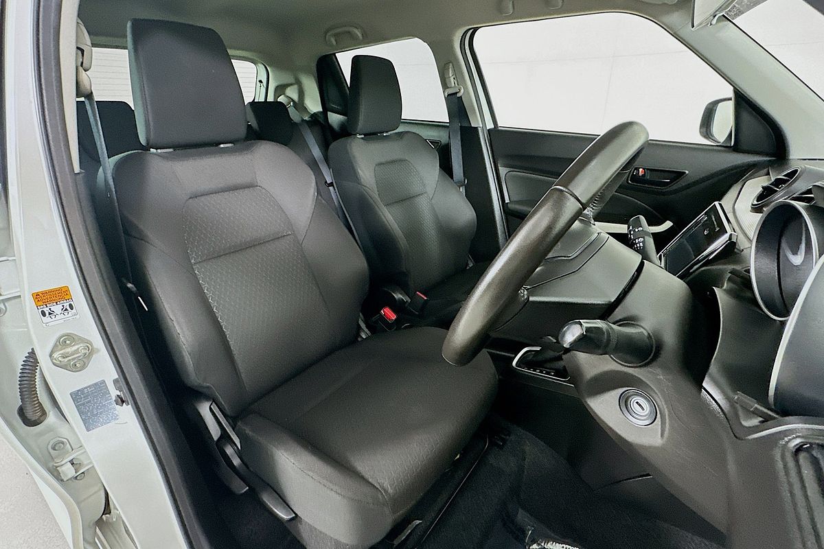 2023 Suzuki SWIFT GL NAVI AZ SERIES II