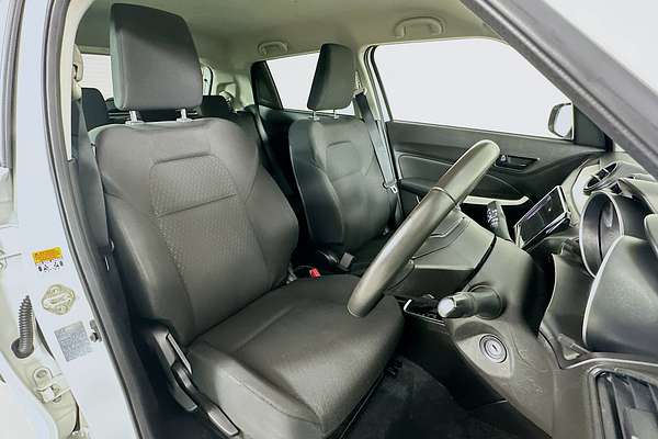 2023 Suzuki SWIFT GL NAVI AZ SERIES II