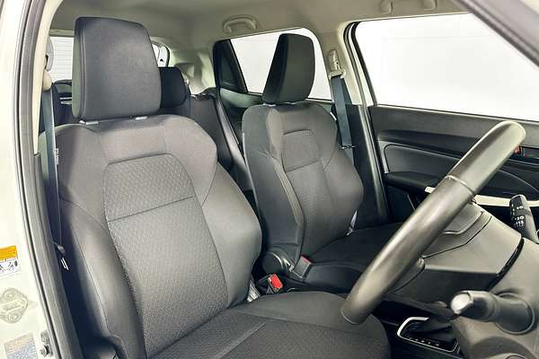 2023 Suzuki SWIFT GL NAVI AZ SERIES II