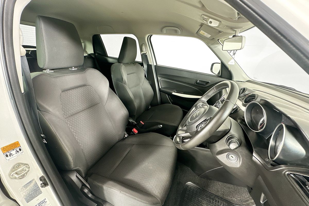 2020 Suzuki SWIFT GL NAVI AZ SERIES II