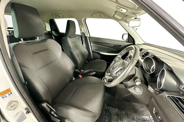 2023 Suzuki SWIFT GL NAVI AZ SERIES II