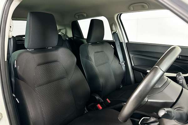 2023 Suzuki SWIFT GL NAVI AZ SERIES II