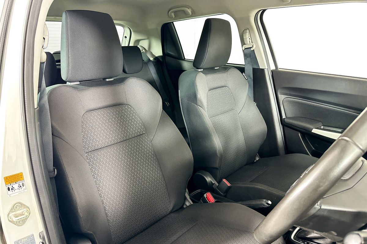 2023 Suzuki SWIFT GL NAVI AZ SERIES II
