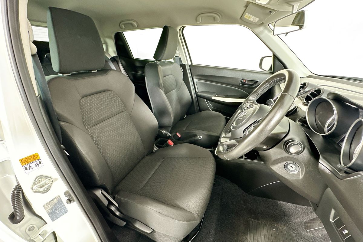 2023 Suzuki SWIFT GL NAVI AZ SERIES II