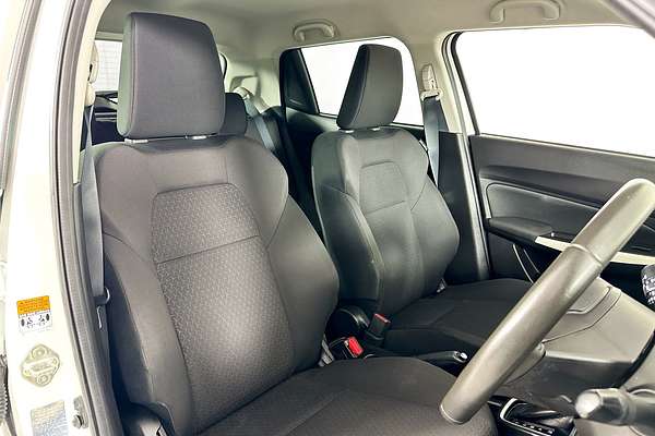 2023 Suzuki SWIFT GL NAVI AZ SERIES II