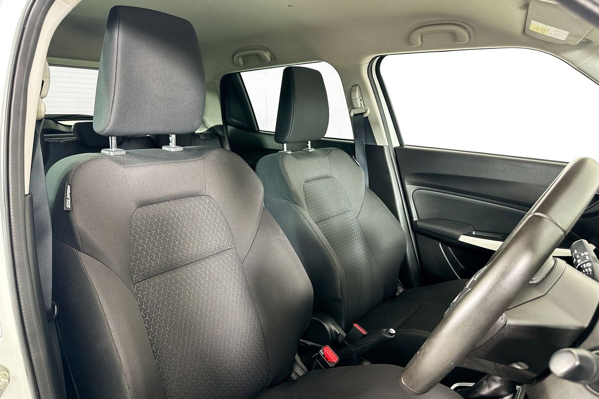 2023 Suzuki SWIFT GL NAVI AZ SERIES II