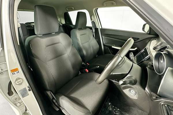 2023 Suzuki SWIFT GL NAVI AZ SERIES II