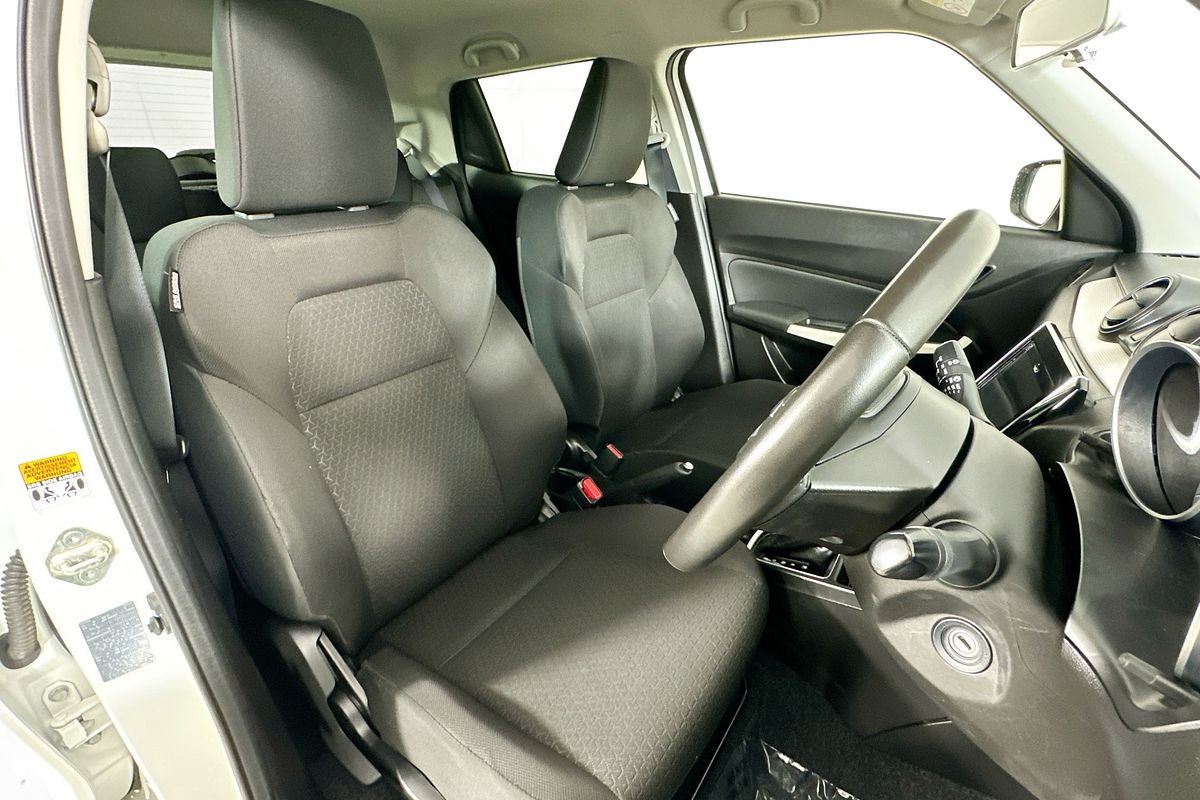 2023 Suzuki SWIFT GL NAVI AZ SERIES II