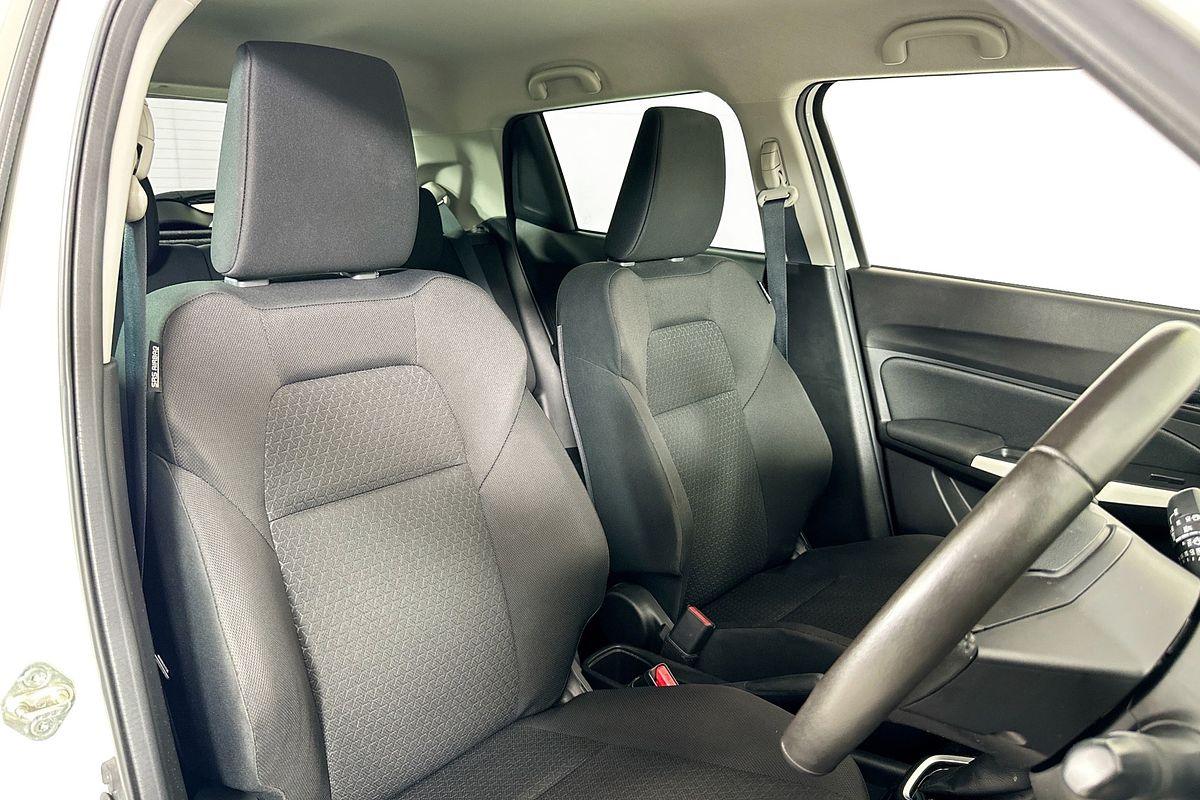 2023 Suzuki SWIFT GL NAVI AZ SERIES II