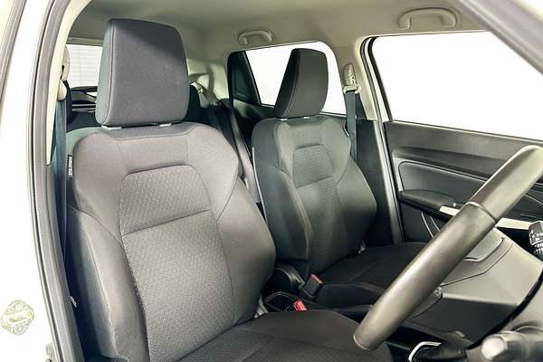 2023 Suzuki SWIFT GL NAVI AZ SERIES II