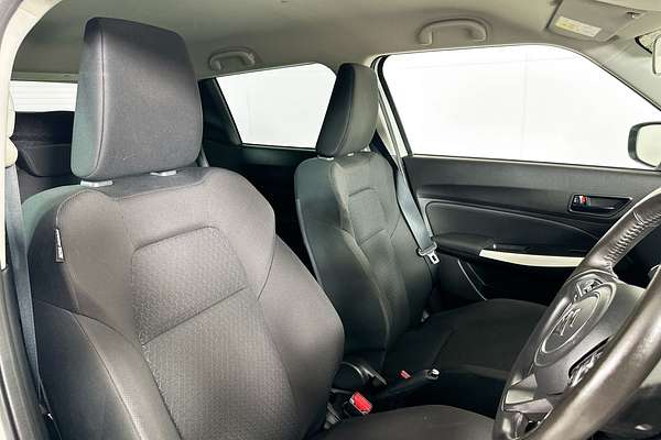 2023 Suzuki SWIFT GL NAVI AZ SERIES II