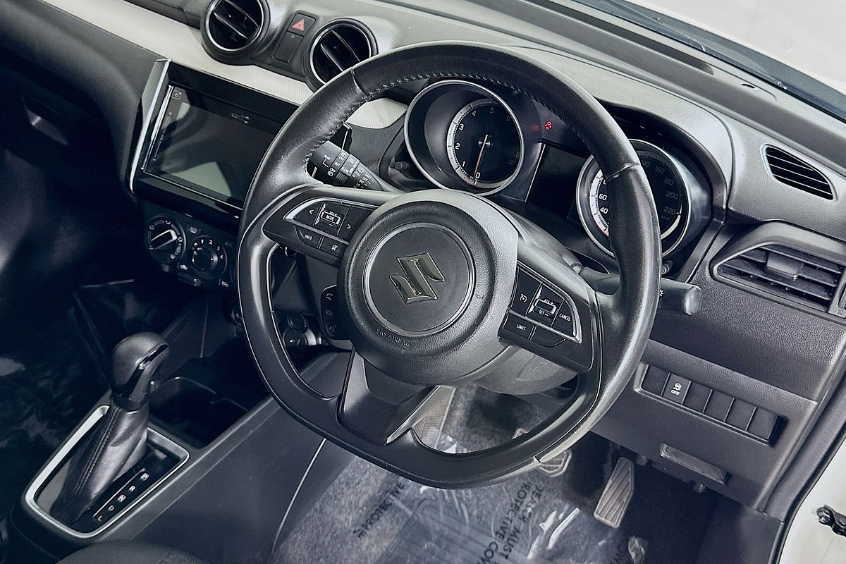 2020 Suzuki SWIFT GL NAVI AZ SERIES II