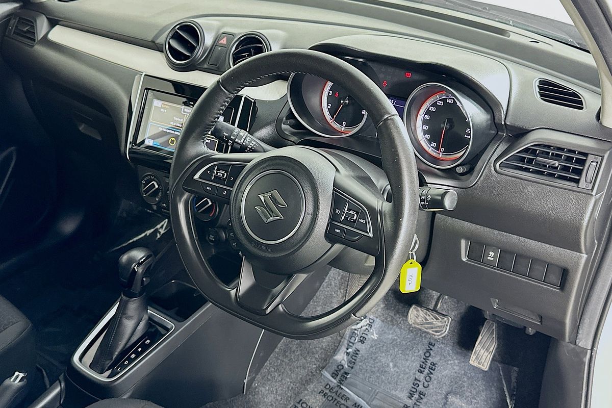 2020 Suzuki SWIFT GL NAVI AZ SERIES II