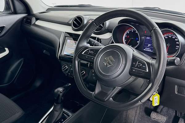 2020 Suzuki SWIFT GL NAVI AZ SERIES II