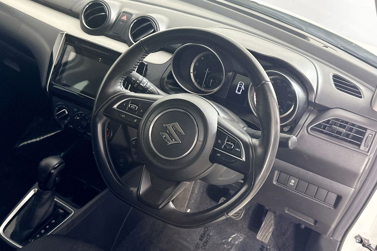 2023 Suzuki SWIFT GL NAVI AZ SERIES II