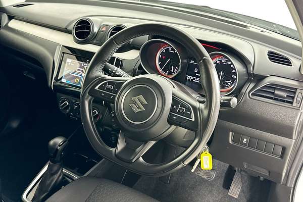 2023 Suzuki SWIFT GL NAVI AZ SERIES II