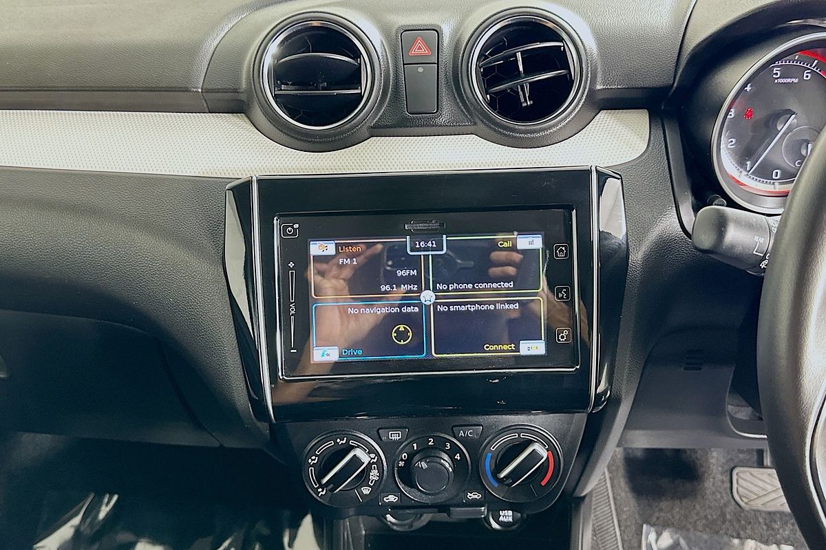 2023 Suzuki SWIFT GL NAVI AZ SERIES II
