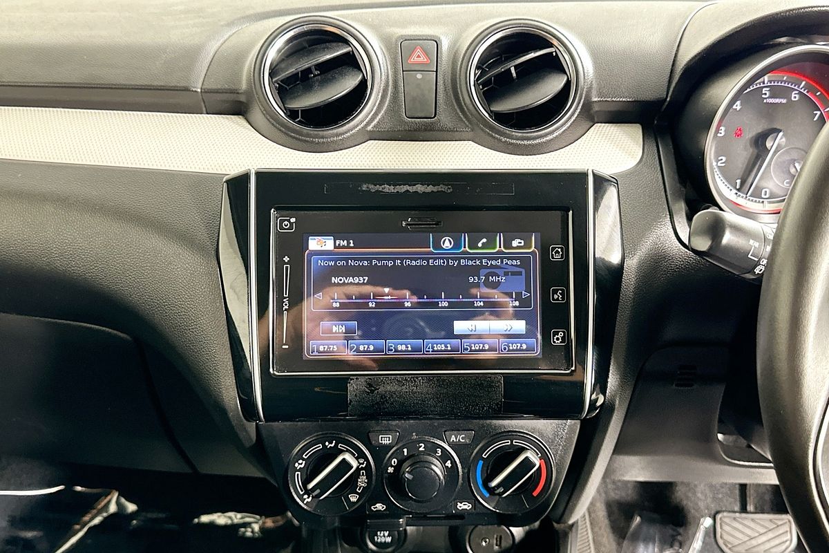 2023 Suzuki SWIFT GL NAVI AZ SERIES II