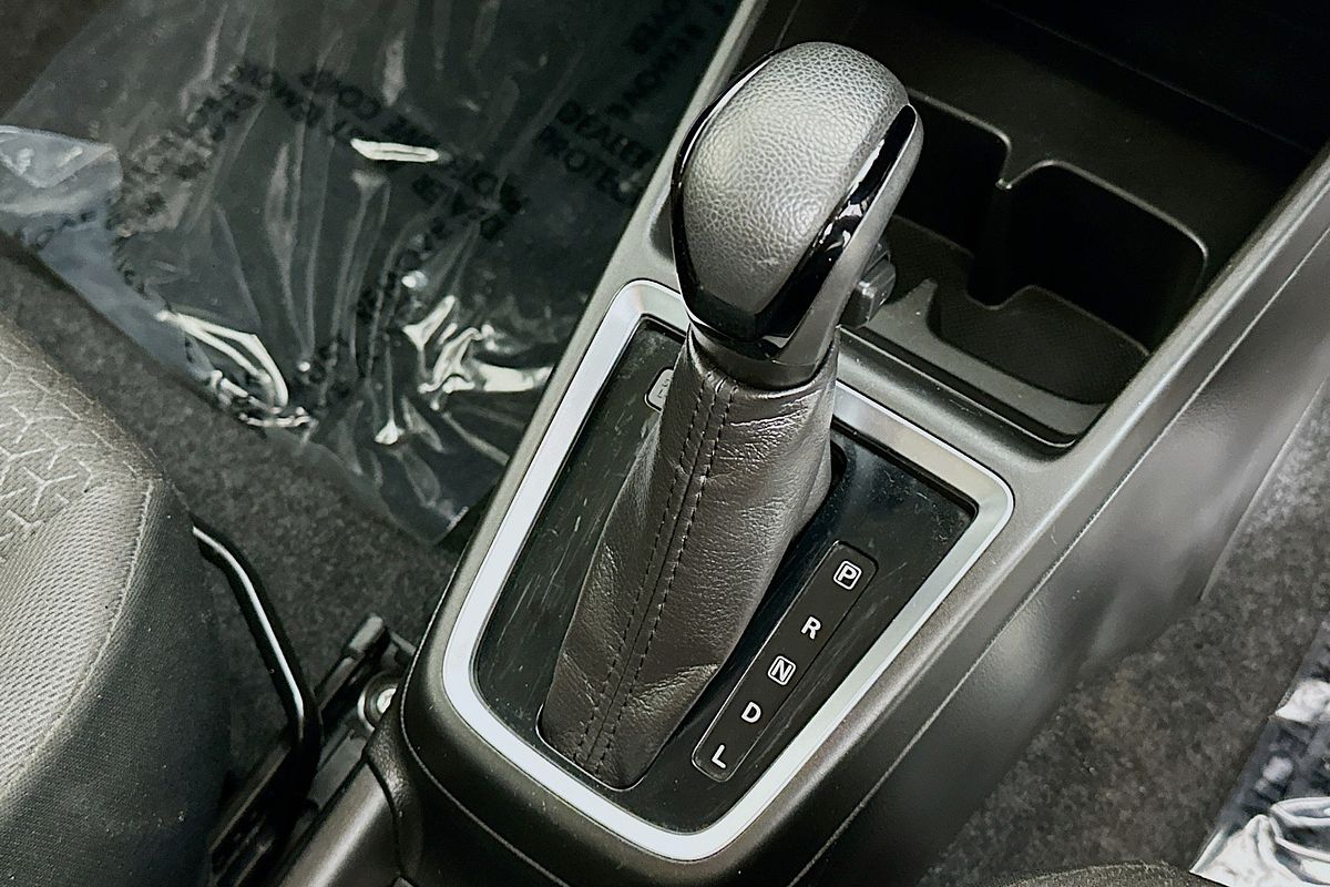 2023 Suzuki SWIFT GL NAVI AZ SERIES II