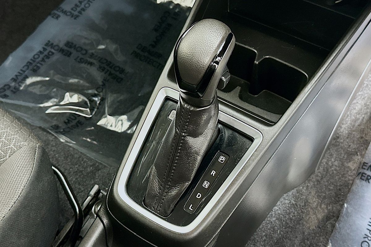2023 Suzuki SWIFT GL NAVI AZ SERIES II