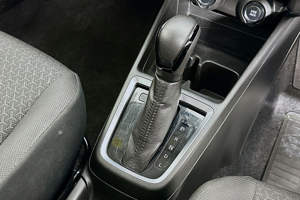 2023 Suzuki SWIFT GL NAVI AZ SERIES II