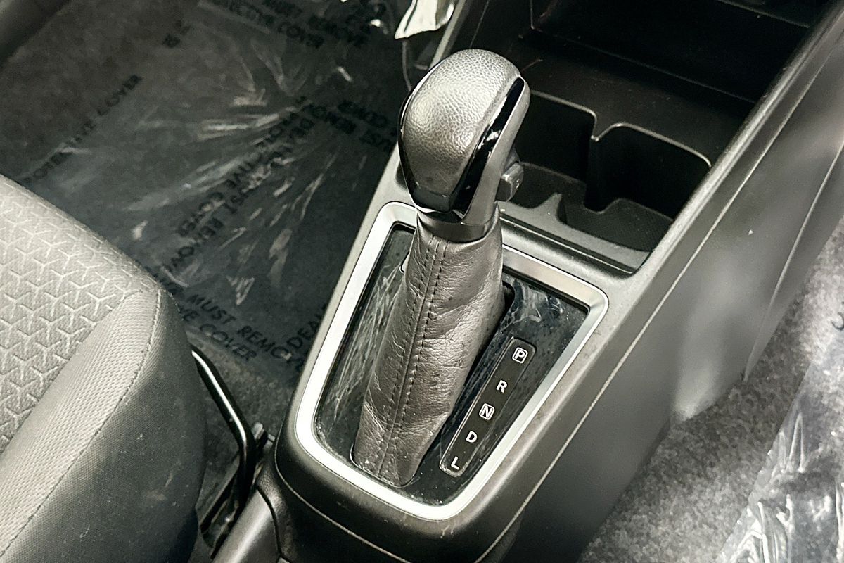2023 Suzuki SWIFT GL NAVI AZ SERIES II