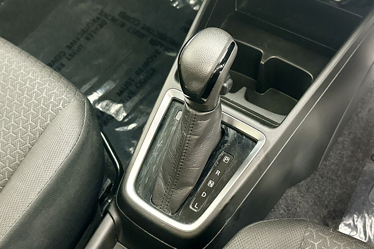 2023 Suzuki SWIFT GL NAVI AZ SERIES II