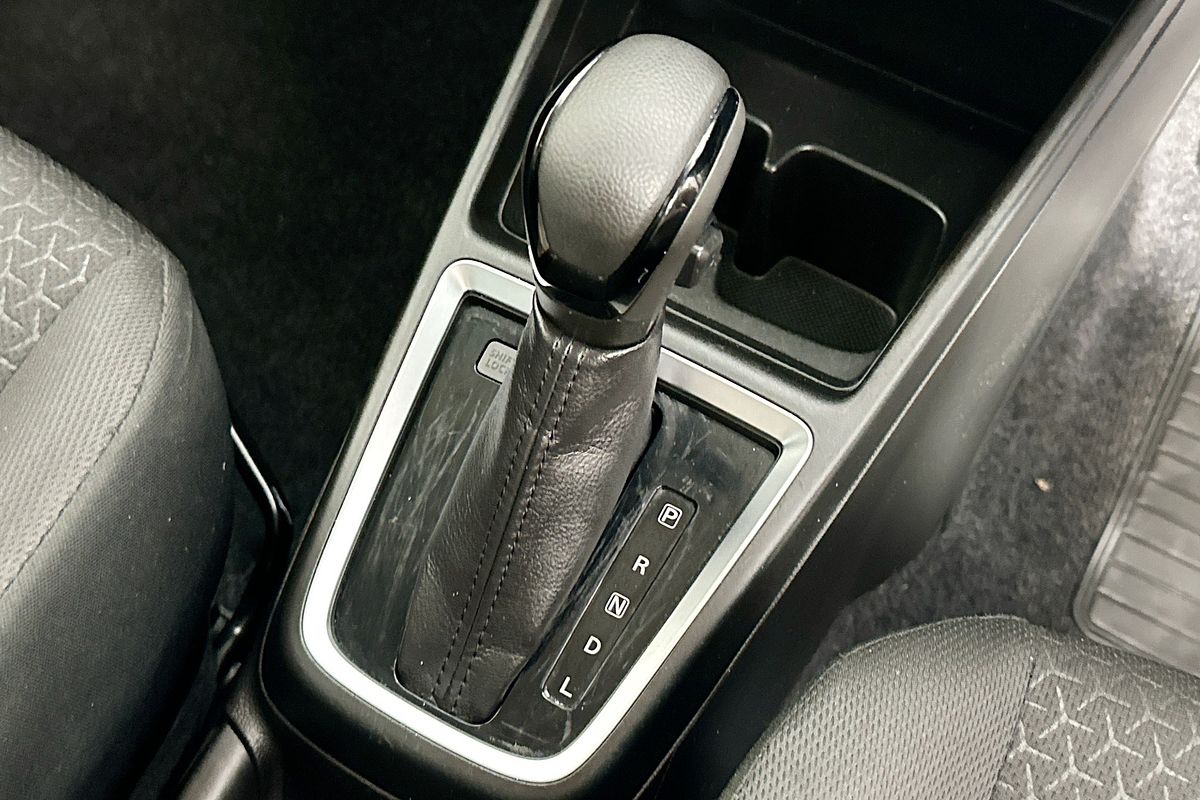 2023 Suzuki SWIFT GL NAVI AZ SERIES II