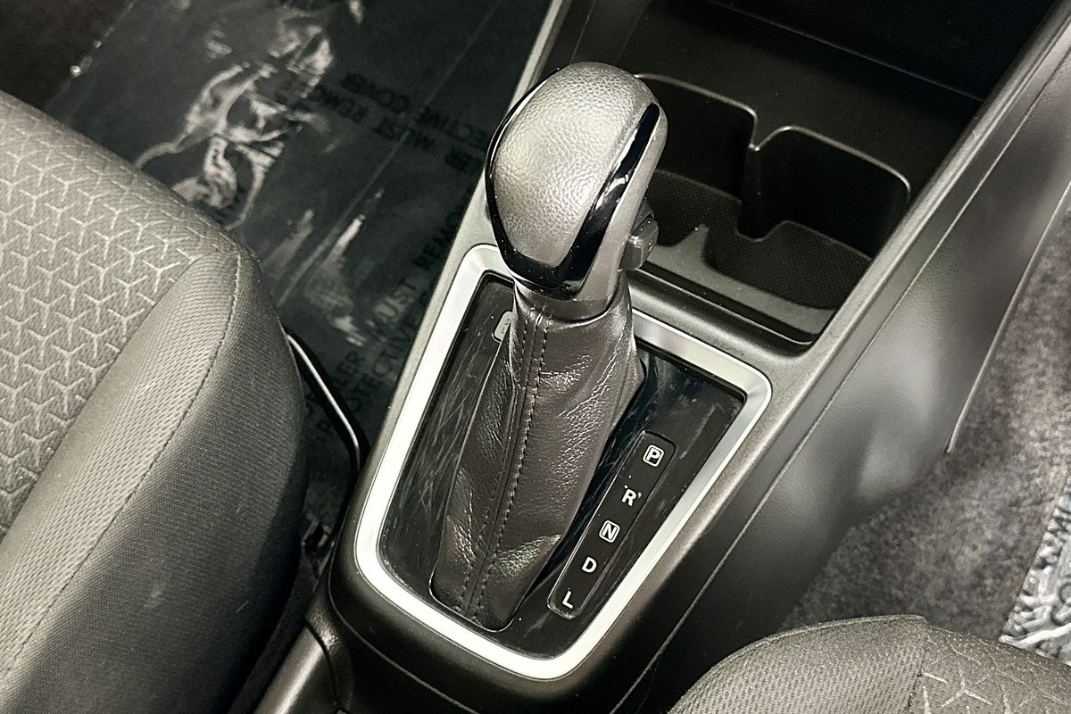 2023 Suzuki SWIFT GL NAVI AZ SERIES II