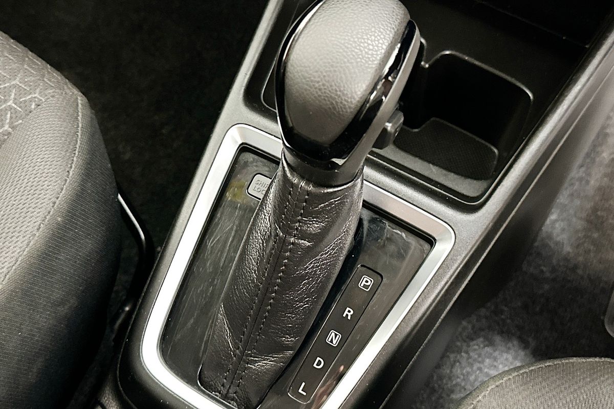 2023 Suzuki SWIFT GL NAVI AZ SERIES II