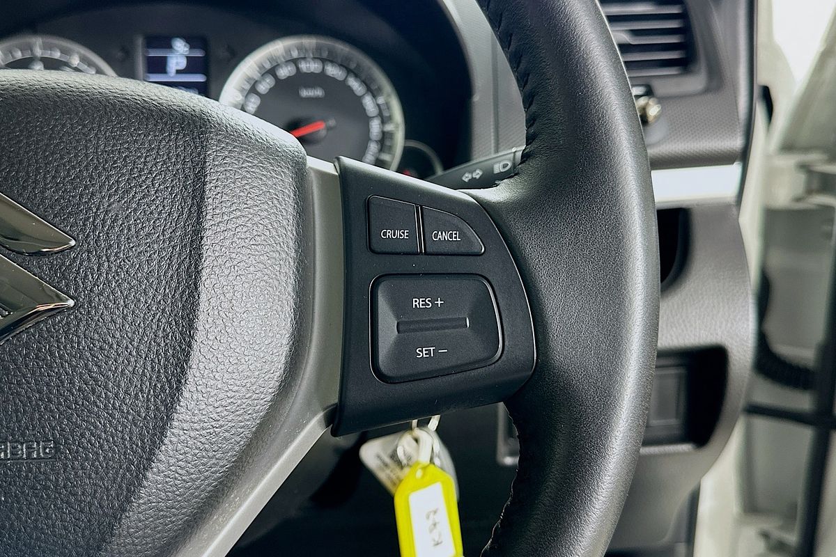 2016 Suzuki SWIFT GL FZ