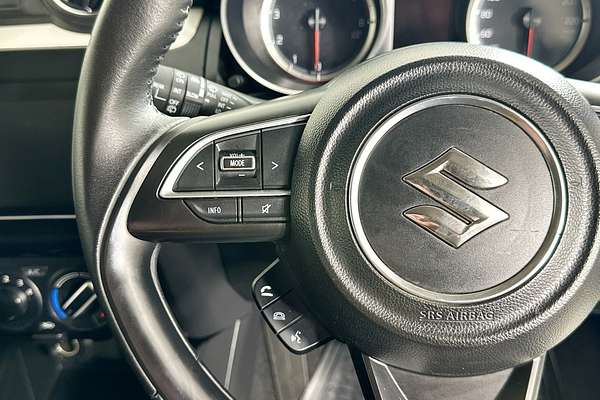 2020 Suzuki SWIFT GL NAVI AZ SERIES II