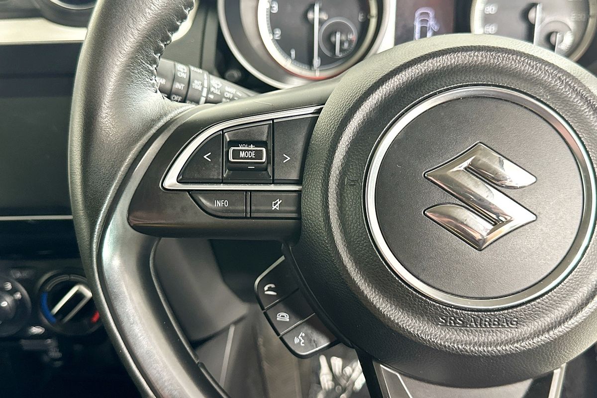 2023 Suzuki SWIFT GL NAVI AZ SERIES II