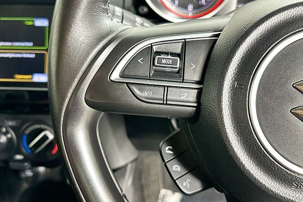 2023 Suzuki SWIFT GL NAVI AZ SERIES II