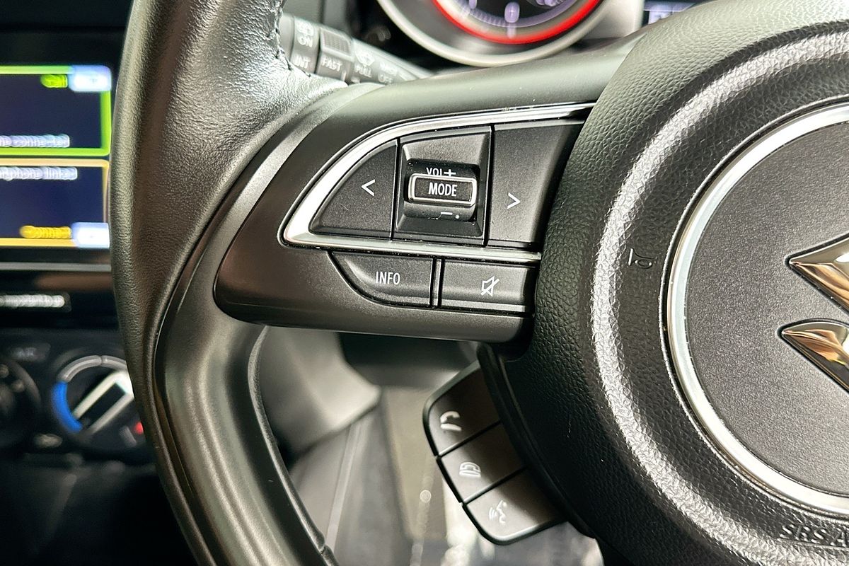 2023 Suzuki SWIFT GL NAVI AZ SERIES II